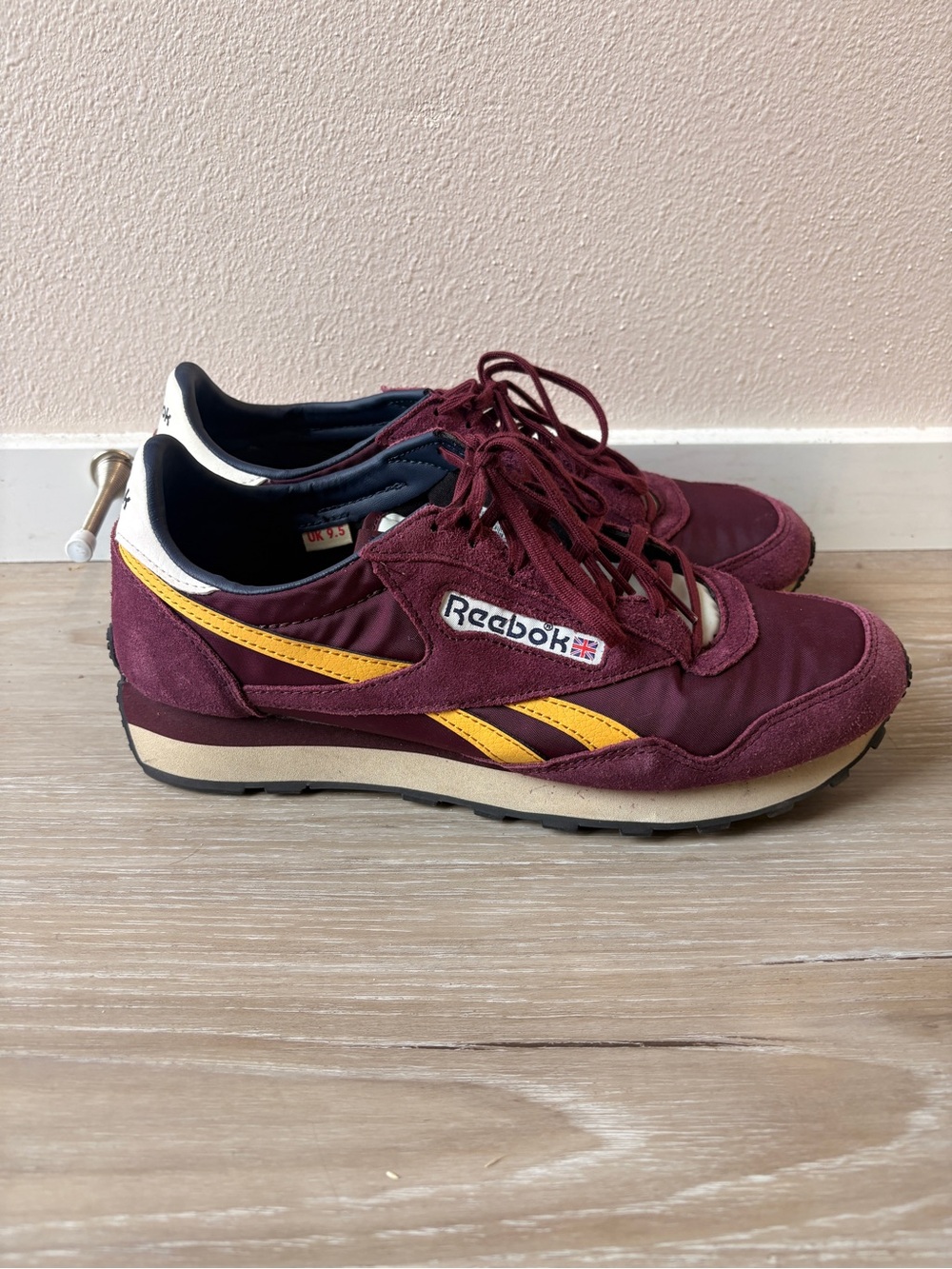 Reebok Men's Burgundy Sneakers with Yellow-Gold Accent